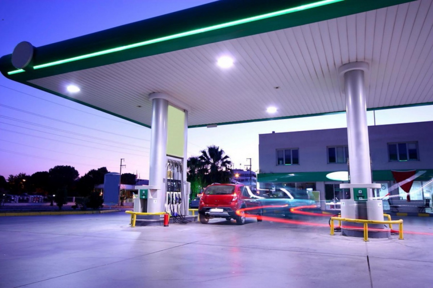 Gas Station 