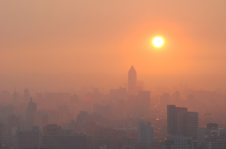 Wildfire Monitoring: 5 Factors to Consider When Purchasing an IAQ Device  