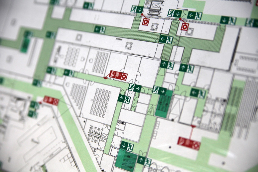 Why Traditional Evacuation Plans Fall Short in Hybrid Work Environments 